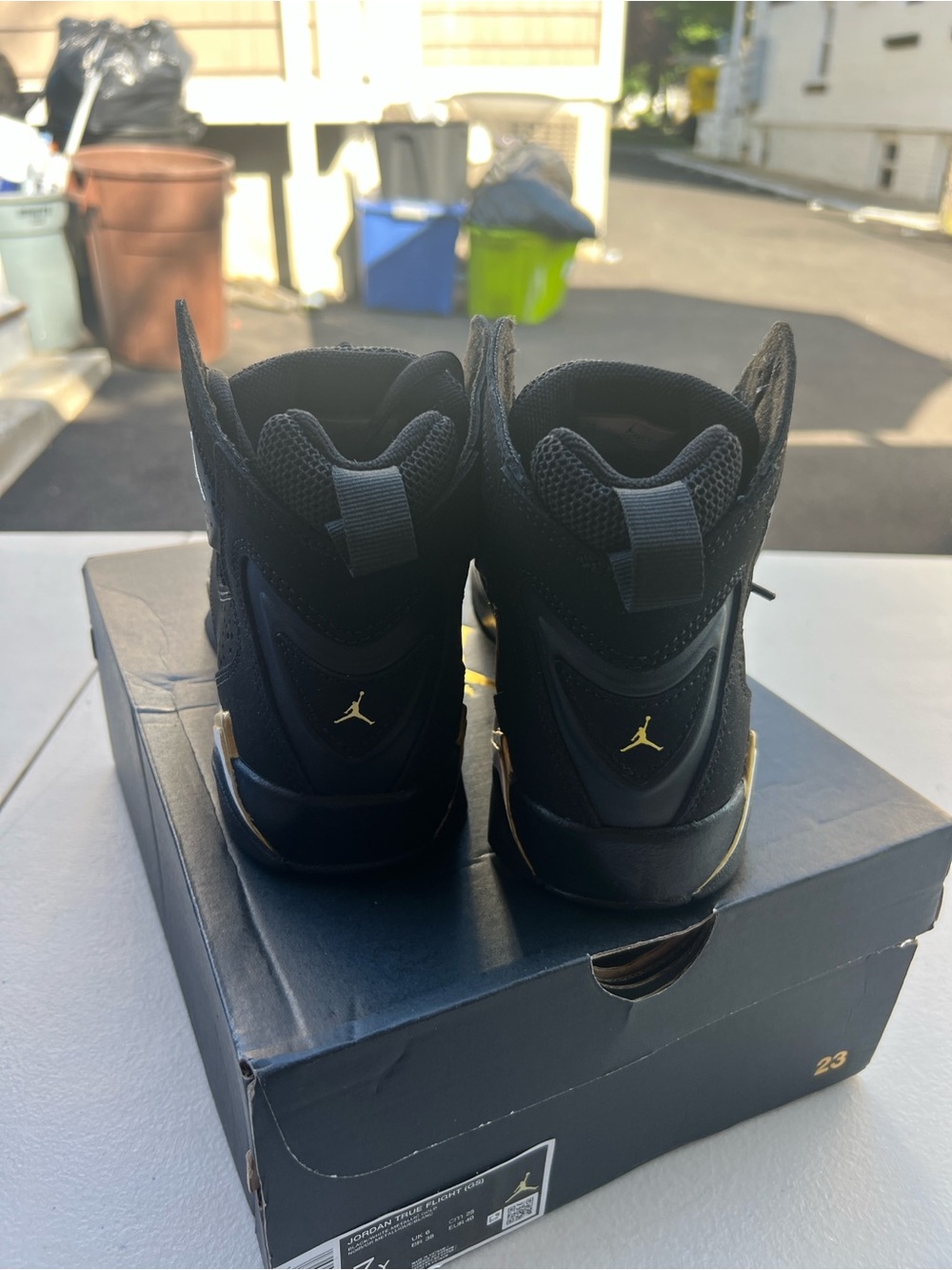 Nike Air Jordan TRUE FLIGHT  Black / White Gold  343796-017 Youth Size 7Y/UK6 - Picture 4 of 7